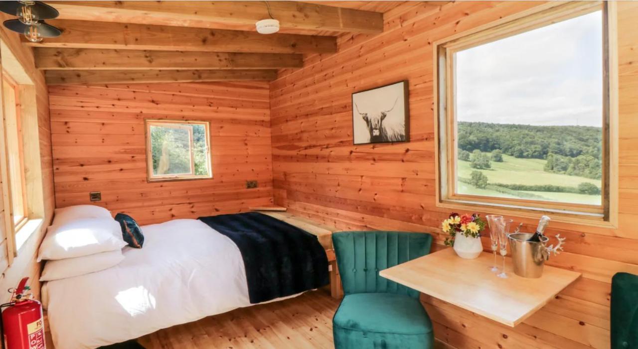 Shepherds Hut By Stepney Stays Scarborough Eksteriør billede